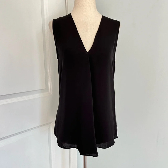 THEORY Meighan flowing 100% silk black top blouse size P - Picture 2 of 7